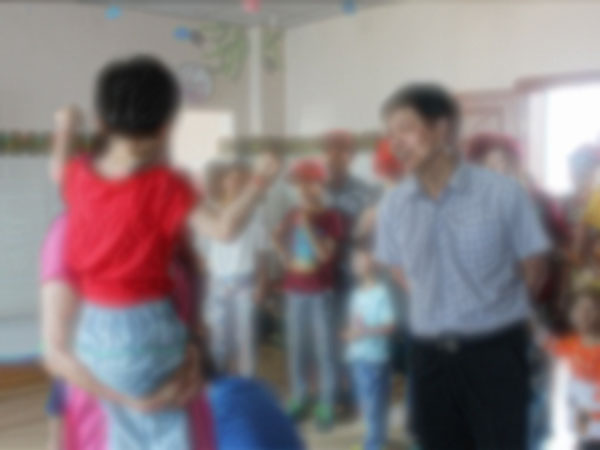 社区福利院慰问